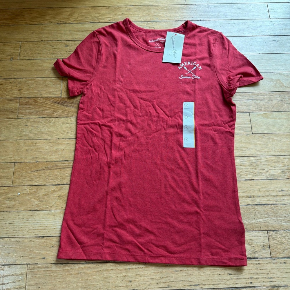 Universal Thread Womens Small Red American Summer Camp Graphic T-Shirt NWT